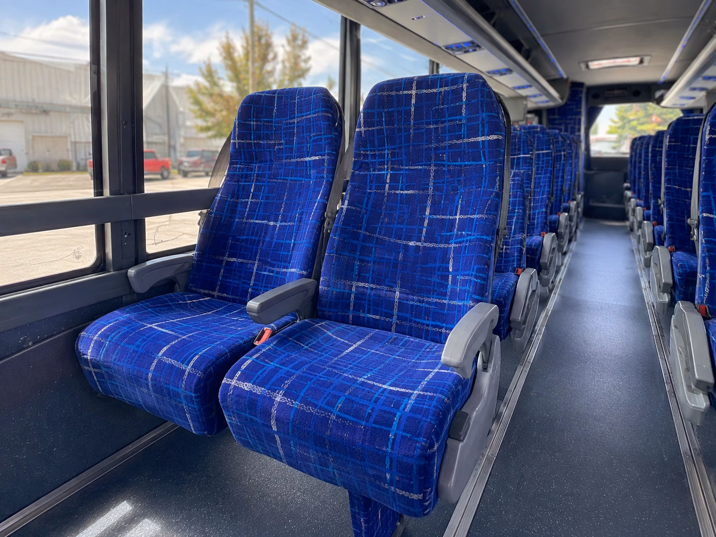 how the type of bus you choose changes the price in sammamish washington