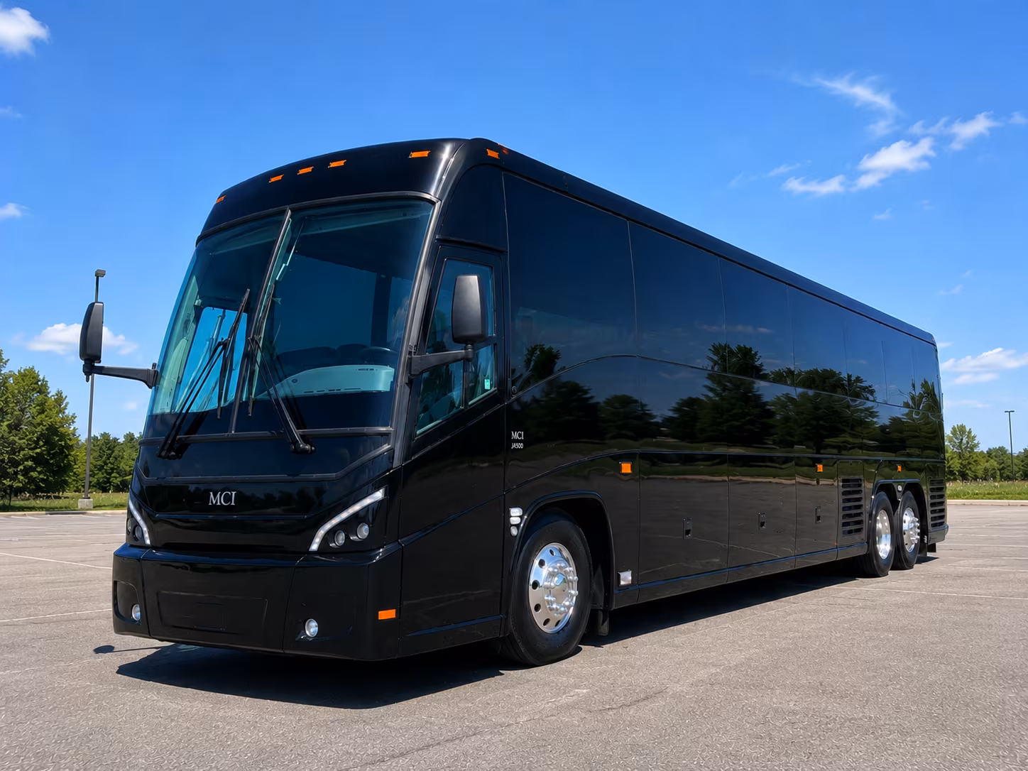 wine tour buses to woodinville s hollywood district and warehouse district